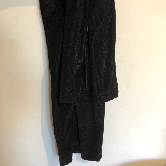 Good American Black Croc Exec Pants 2 - Picture 9 of 11